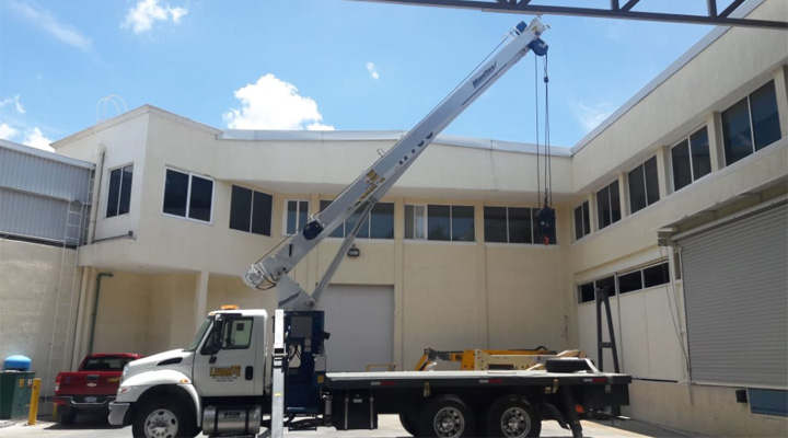 CAMION GRUA INTERNATIONAL